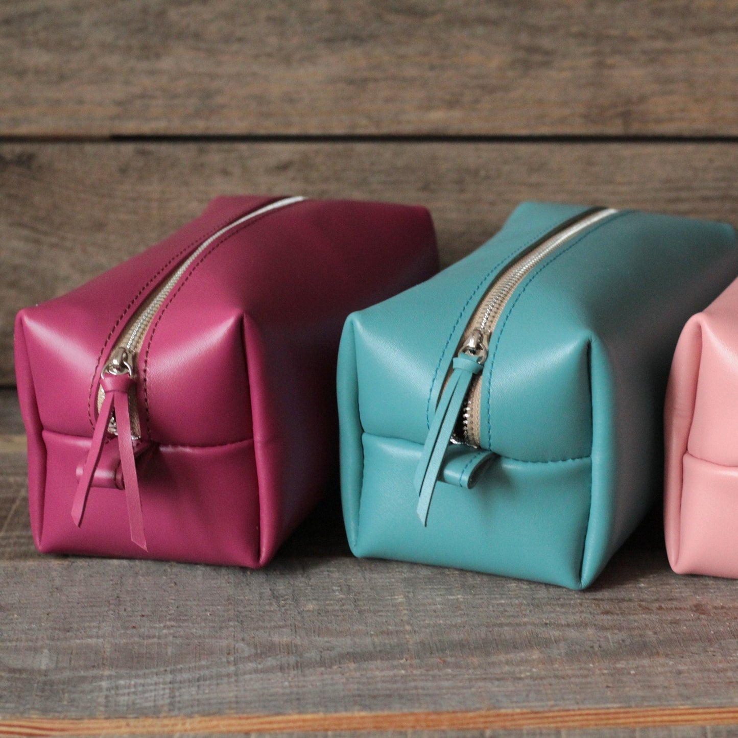 leather cosmetic bags 